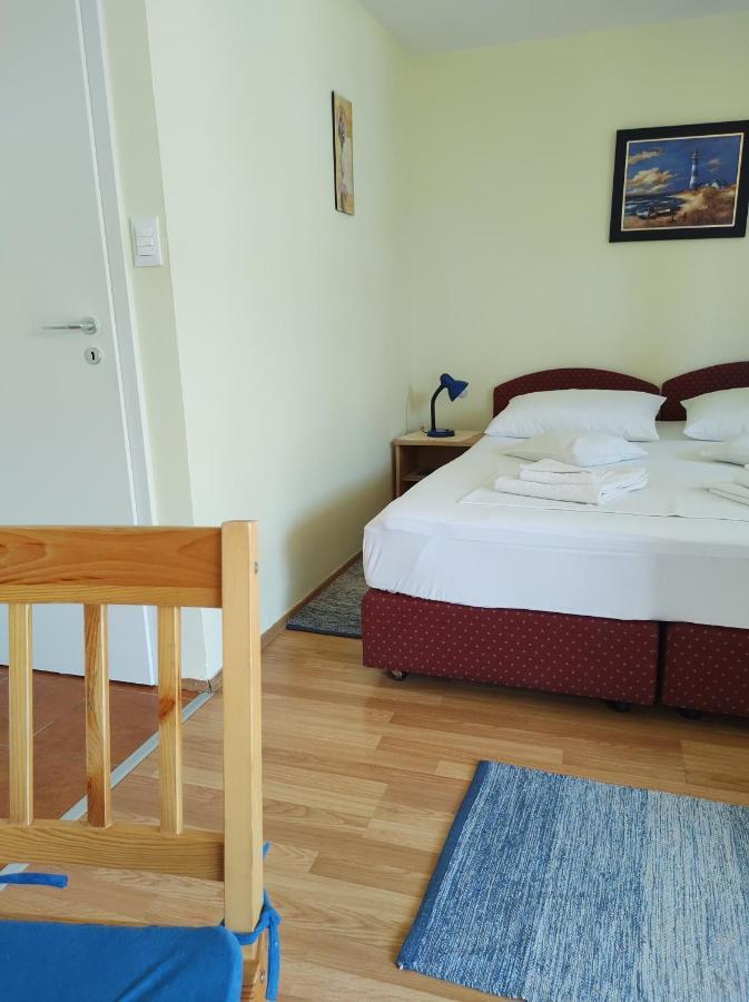 Guesthouse Anna Дубровник Екстер'єр фото