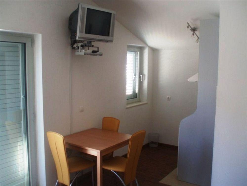 Guesthouse Anna Дубровник Екстер'єр фото
